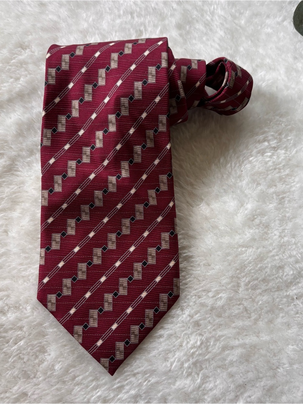 Vintage Keith Daniels Wine Red Silk Geometric Tie